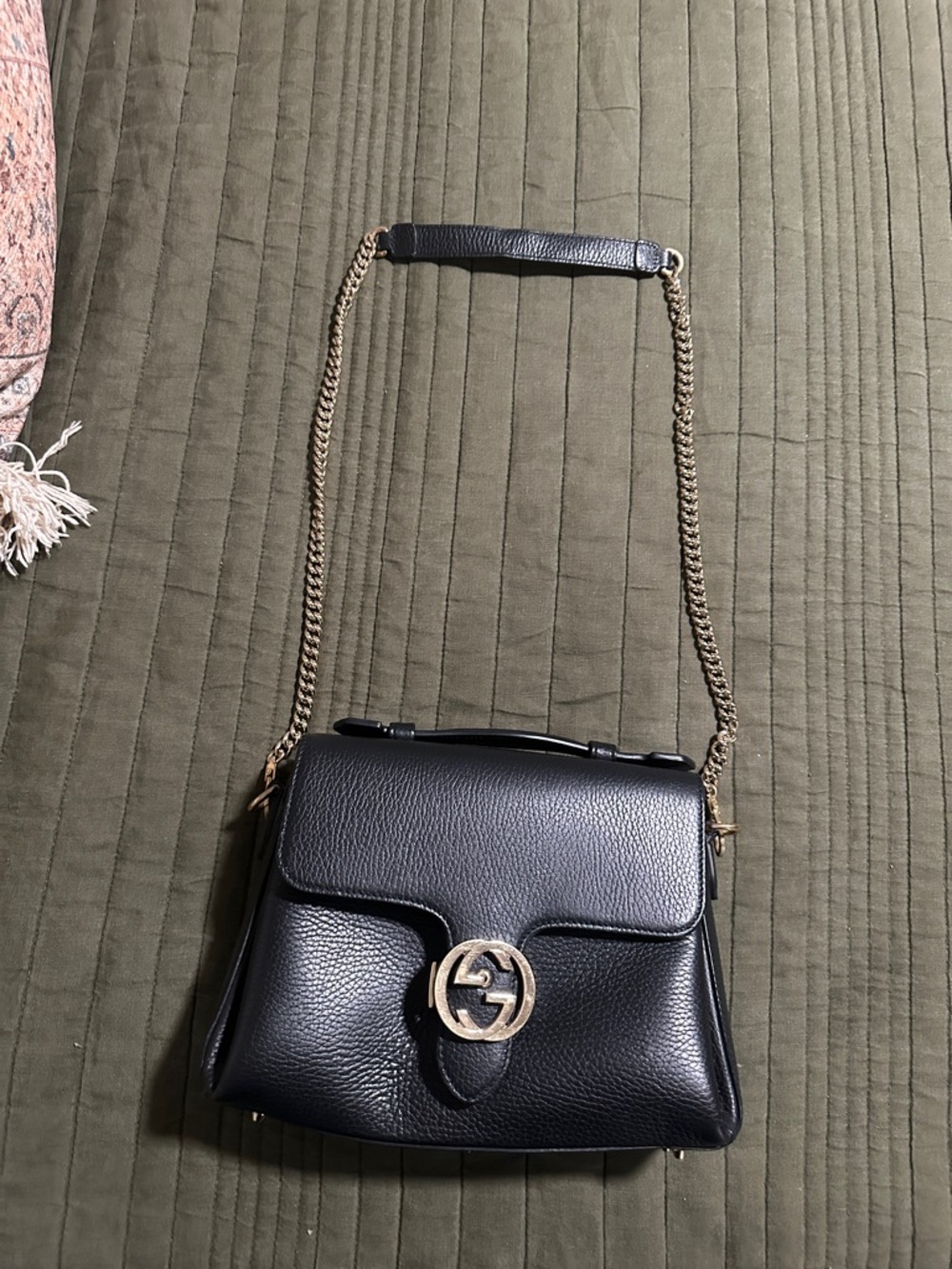 Gucci Black Pebbled Leather Shoulder Bag with Gold Chain
